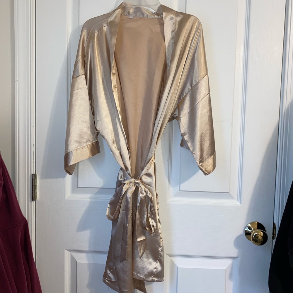 Satin robe